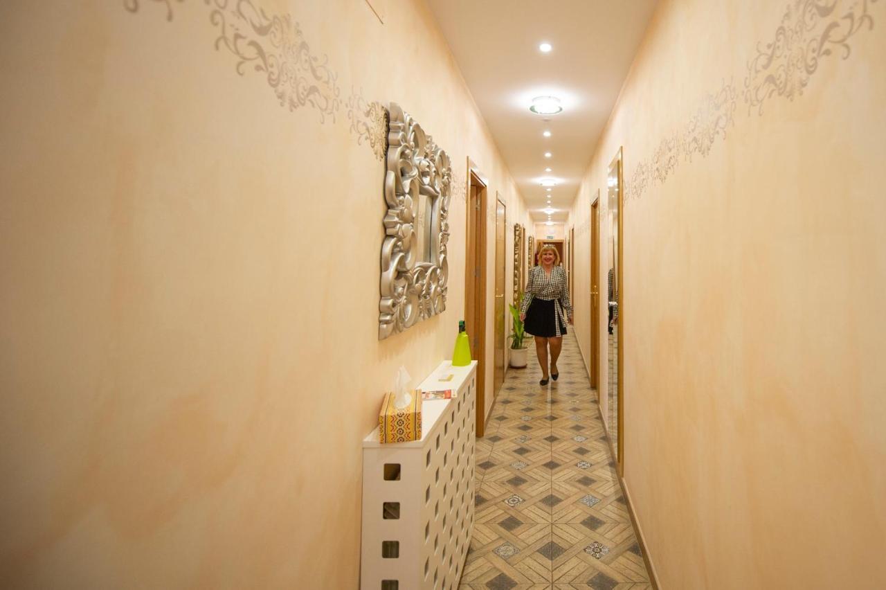 Hostal Paquita มาดริด ภายนอก รูปภาพ