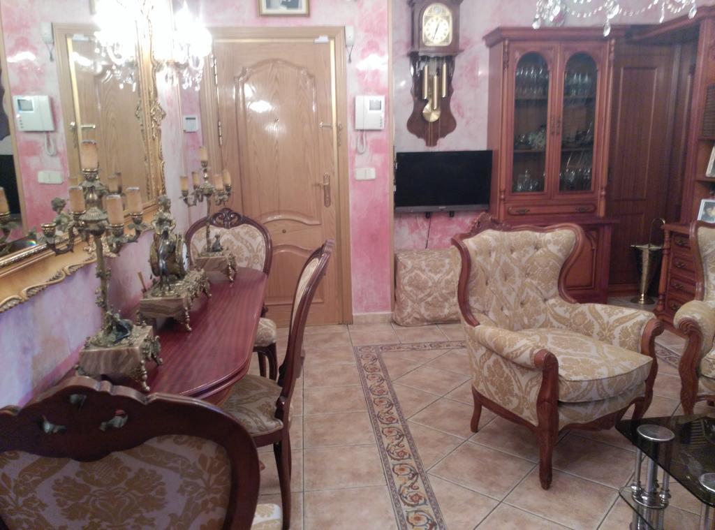 Hostal Paquita มาดริด ภายนอก รูปภาพ